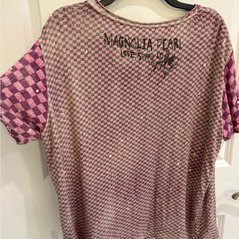 Magnolia Piecewise Pocket Tee with Paint Splatter - Picture 4 of 5